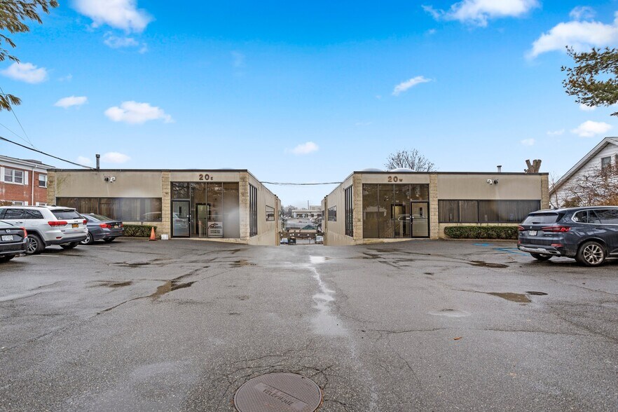 More Photos Of 20 Vanderventer Ave, Port Washington Office For Lease
