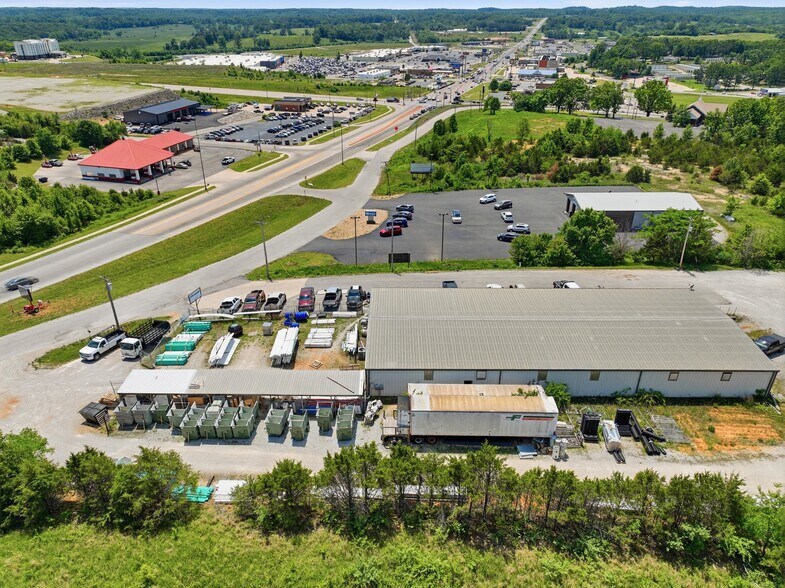 More Photos Of 1015 Preacher Roe Blvd, West Plains General Retail For Sale