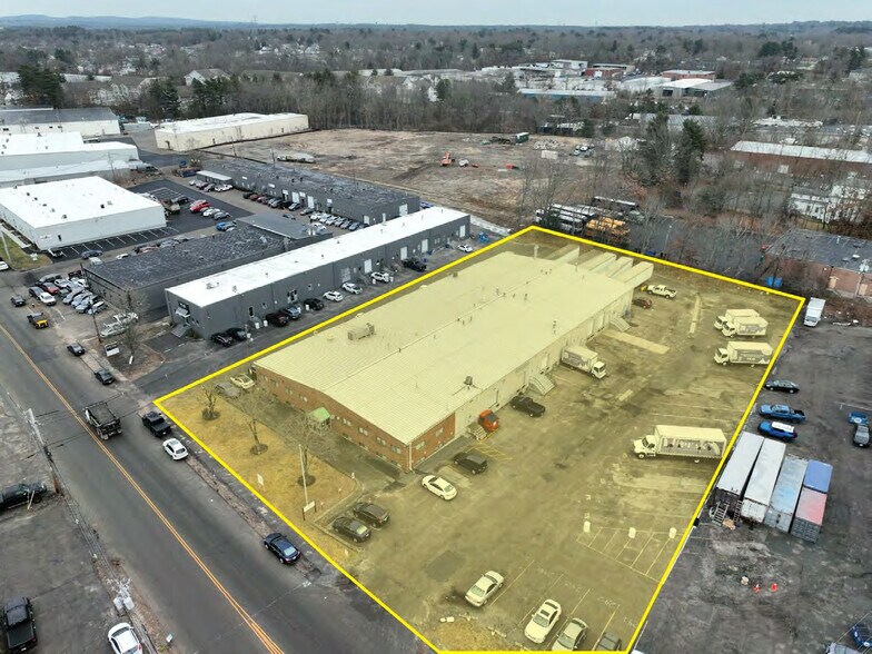 More Photos Of 31 Tosca Dr, Stoughton Distribution For Lease