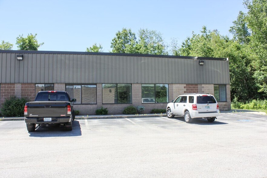 More Photos Of 70 Zachary Rd, Manchester Research And Development For Lease