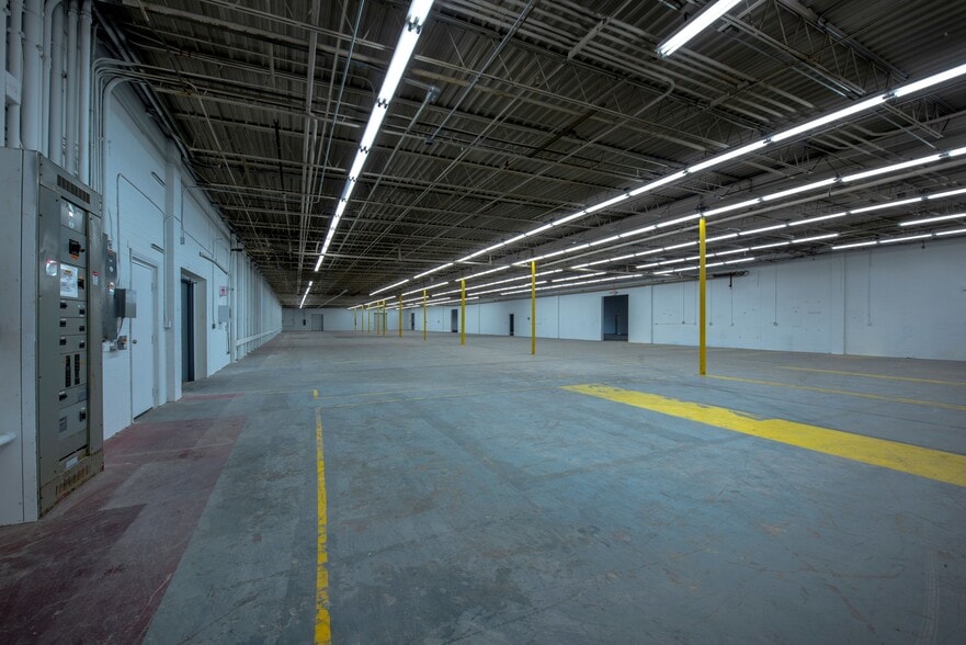 More Photos Of 1700 Overhead Bridge Rd NE, Cleveland Warehouse For Sale