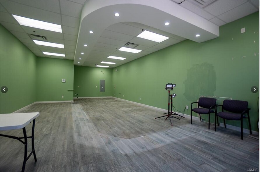 More Photos Of 2079 Compton Ave, Corona Medical For Lease