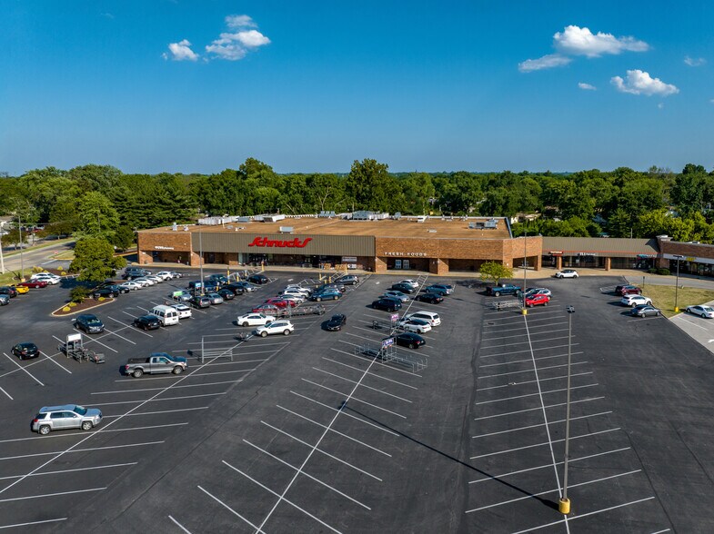 More Photos Of 1150-1160 Shackelford Rd, Florissant General Retail For Lease