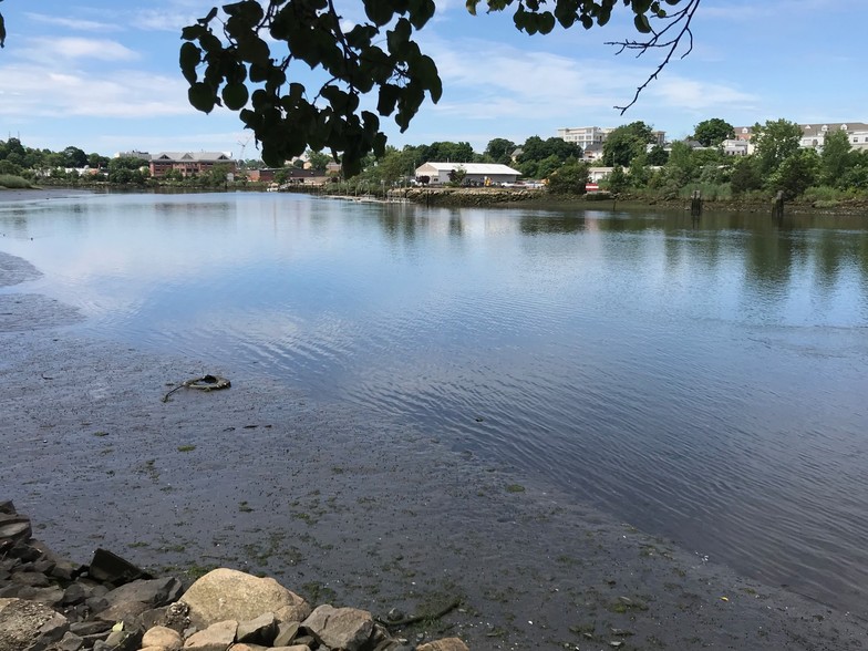 More Photos Of 124 East Ave, Norwalk Medical For Lease