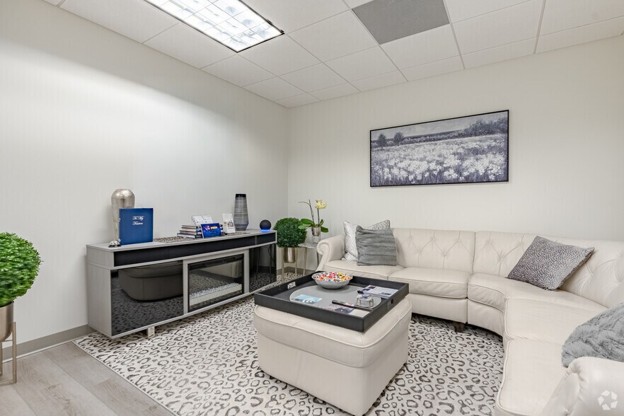 More Photos Of 2500 N Military Trl, Boca Raton Office For Lease