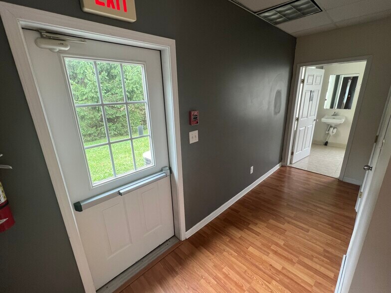 More Photos Of 1001 Route 376, Wappingers Falls Medical For Lease