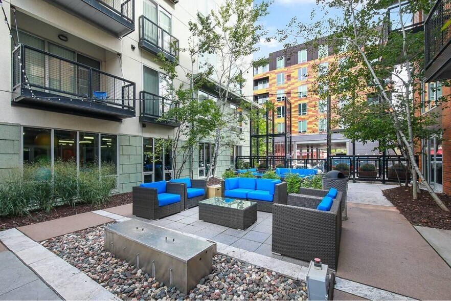 More Photos Of 2922 Aldrich Ave S, Minneapolis Apartments For Lease