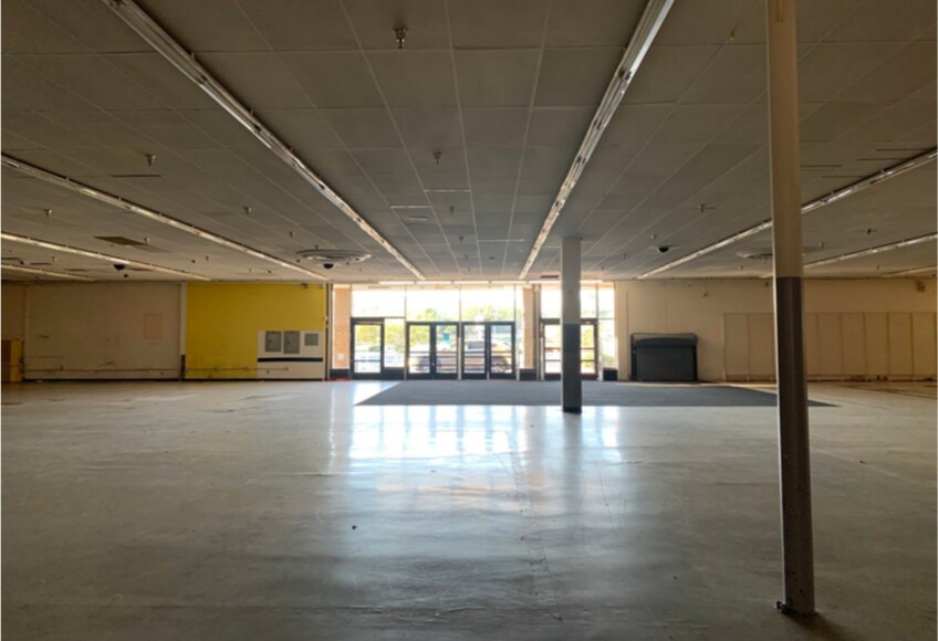 More Photos Of 1625 W Redlands Blvd, Redlands Freestanding For Sale