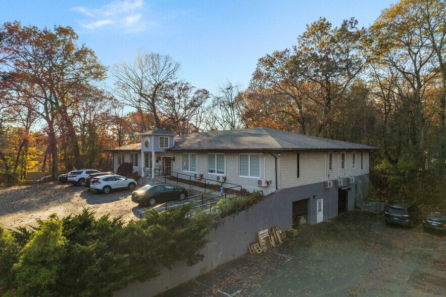 More Photos Of 887 Main St, Monroe Office Residential For Sale