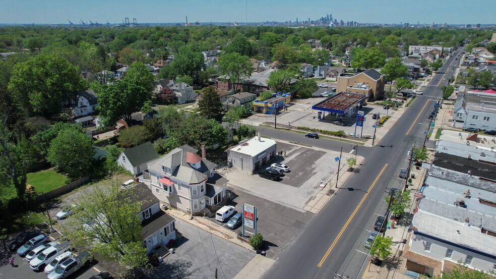 More Photos Of 604 White Horse Pike, Oaklyn Storefront For Sale