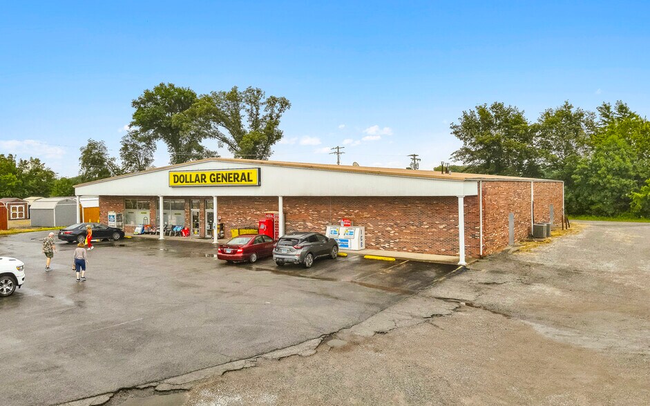 More Photos Of 1217 Us Highway 45 N, Eldorado Storefront For Sale