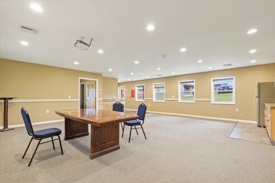 More Photos Of 64 White Dr, Milan Specialty For Sale