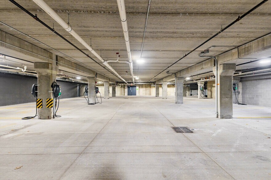 More Photos Of 830 Henry St, Ann Arbor Apartments For Sale