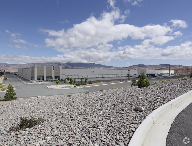 More Photos Of 2777 USA Pky, Mccarran Manufacturing For Lease