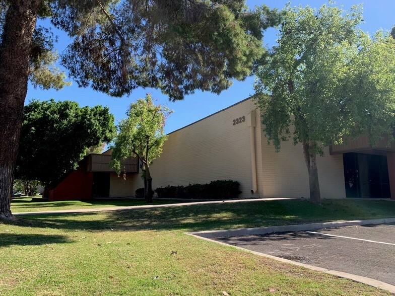 More Photos Of 2323 E Magnolia St, Phoenix Warehouse For Lease