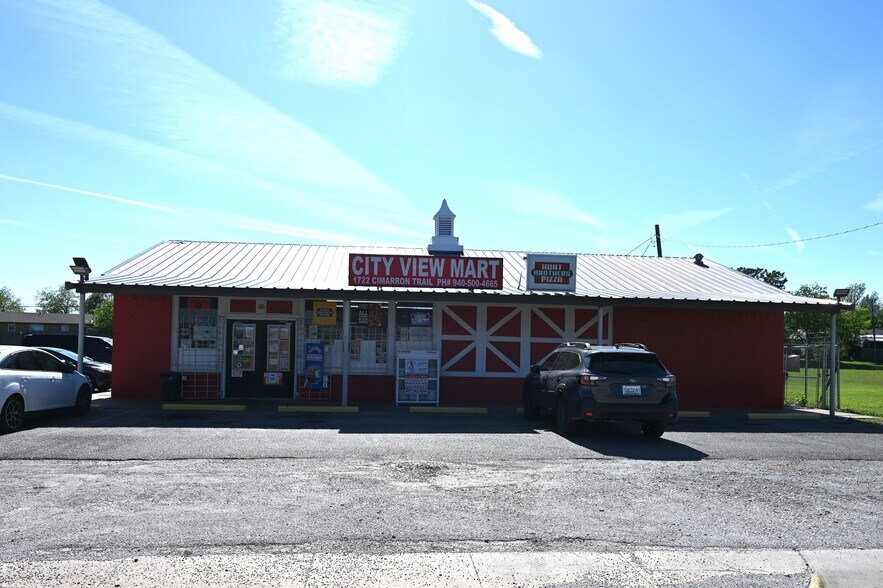 Primary Photo Of 1722 Cimarron Trl, Wichita Falls Specialty For Sale