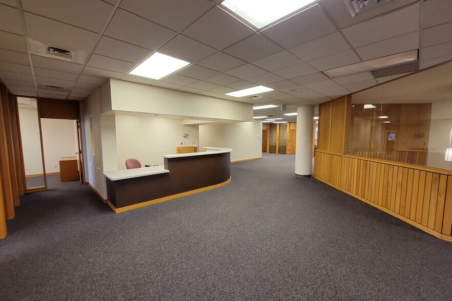 More Photos Of 2808 North Ave, Grand Junction Office For Sale