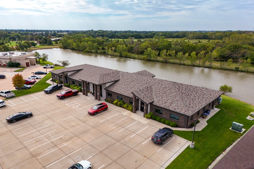 More Photos Of 429 S 119th St W, Wichita Office For Sale