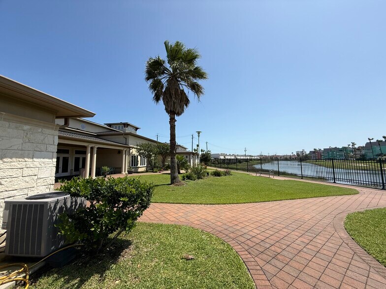More Photos Of 6444 Central City Blvd, Galveston Rehabilitation Center For Sale