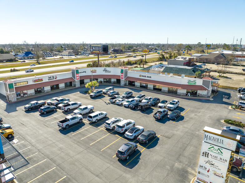 Primary Photo Of 603-615 W Prien Lake Rd, Lake Charles Freestanding For Lease