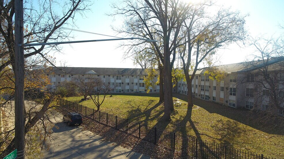 More Photos Of 23871 Fullerton St, Detroit Apartments For Sale