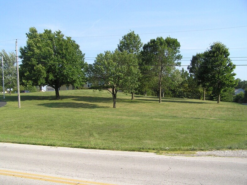 More Photos Of 10290 Veterans Memorial Pky, O Fallon Office For Sale