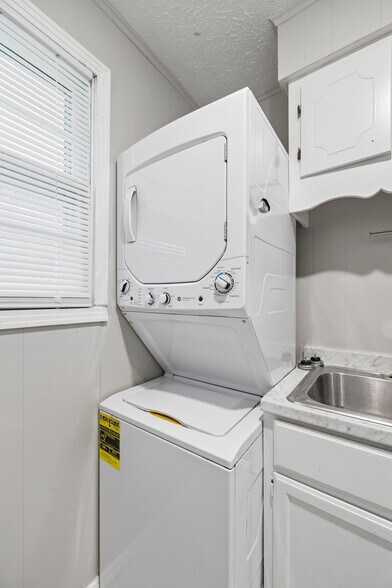 More Photos Of 542 Ashe Ave, New Johnsonville Apartments For Sale