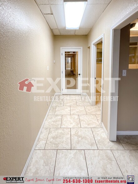 More Photos Of 312 E Avenue B, Killeen Office For Lease