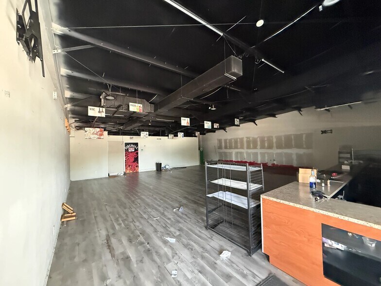More Photos Of 252-282 W State Road 434, Longwood Unknown For Lease