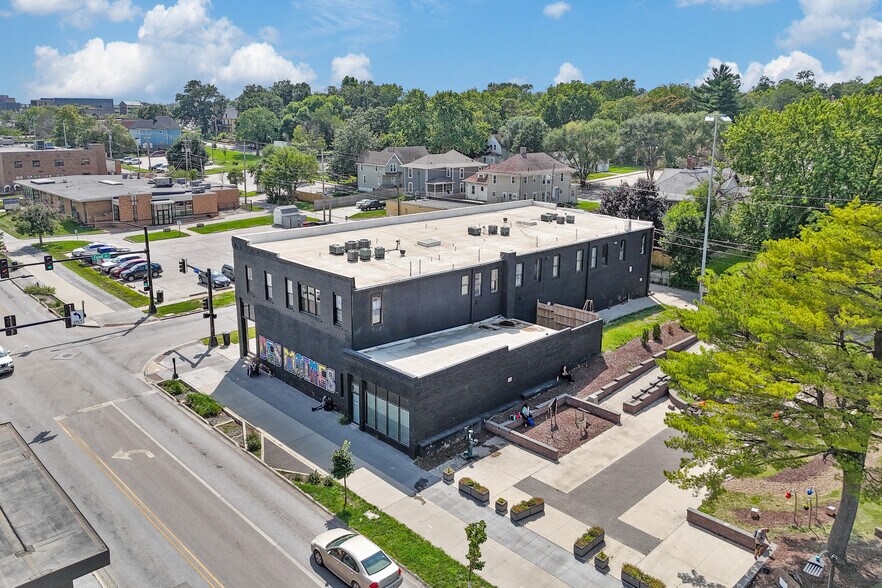 More Photos Of 601-611 Forest Ave, Des Moines Office Residential For Lease