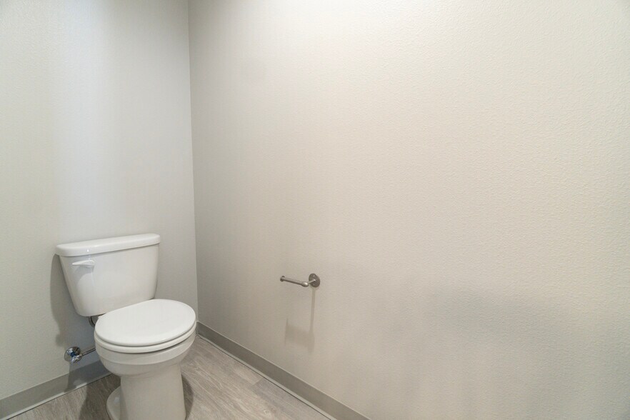 More Photos Of 1501 N Bell St, Spokane Valley Multifamily For Sale