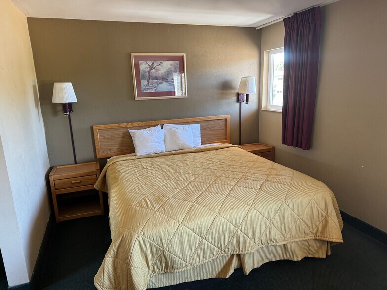 More Photos Of 1604 Monterey St, San Luis Obispo Hotel For Sale