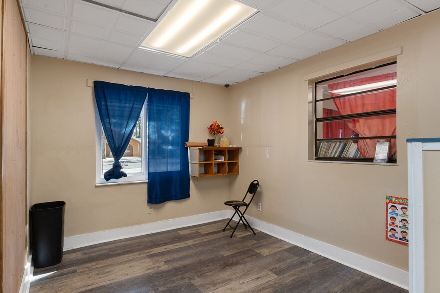 More Photos Of 639 NE 1st St, Crystal River Daycare Center For Sale