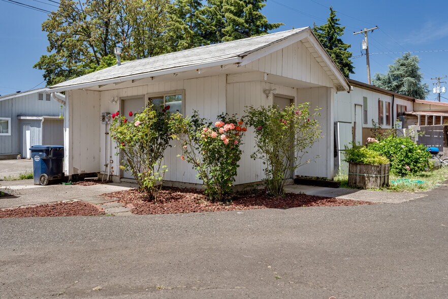 More Photos Of 351 Front St, Junction City Manufactured Housing Mobile Home Park For Sale