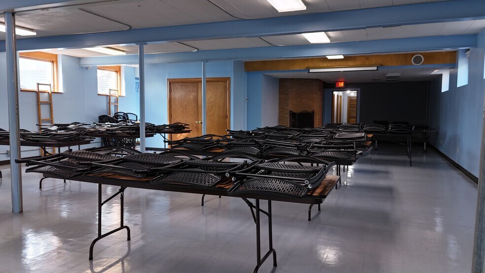 More Photos Of 2651 Hamline Ave N, Roseville Religious Facility For Sale