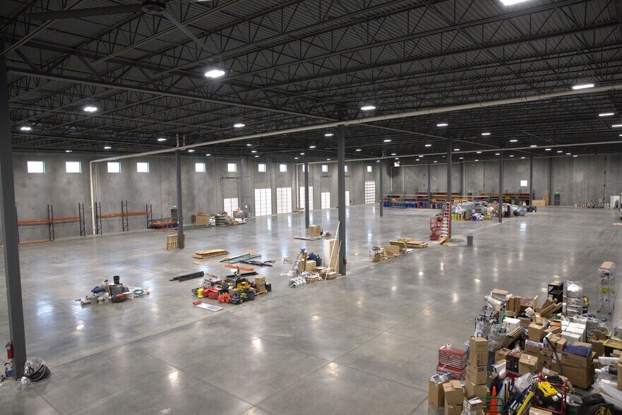 Primary Photo Of 70 N 1200 W, Centerville Warehouse For Lease