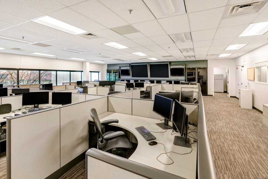 More Photos Of 340-350 S Cleveland Ave, Westerville Office For Sale