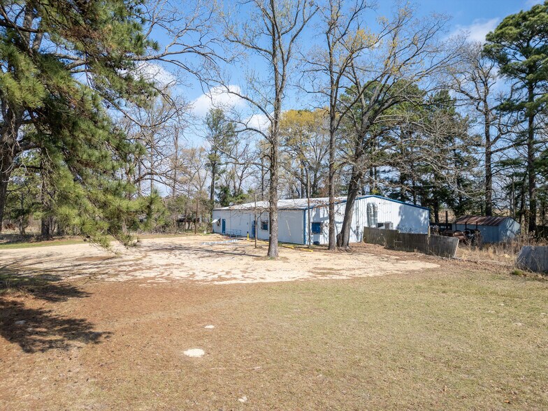 More Photos Of 5810 US Highway 259 N, Naples Freestanding For Sale