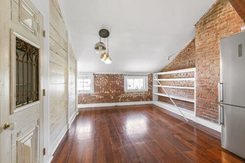 More Photos Of 612 Julia St, New Orleans Apartments For Sale