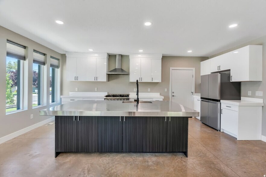 More Photos Of 7045 S 300 E, Midvale Apartments For Sale