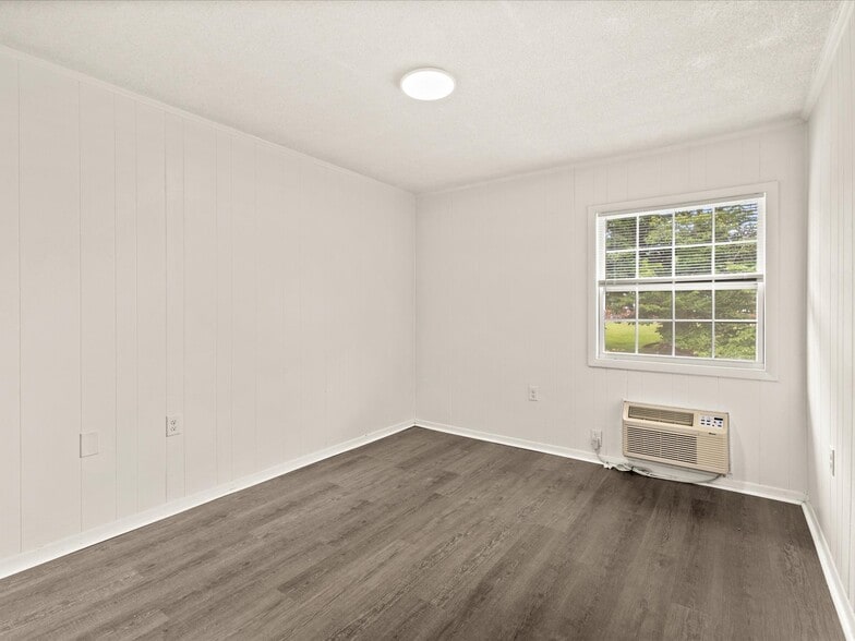 More Photos Of 112 Becky Dr, Greeneville Apartments For Sale