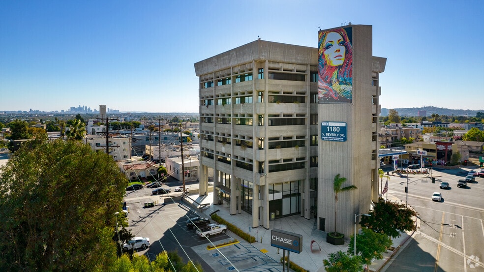 More Photos Of 1180 S Beverly Dr, Los Angeles Office For Lease