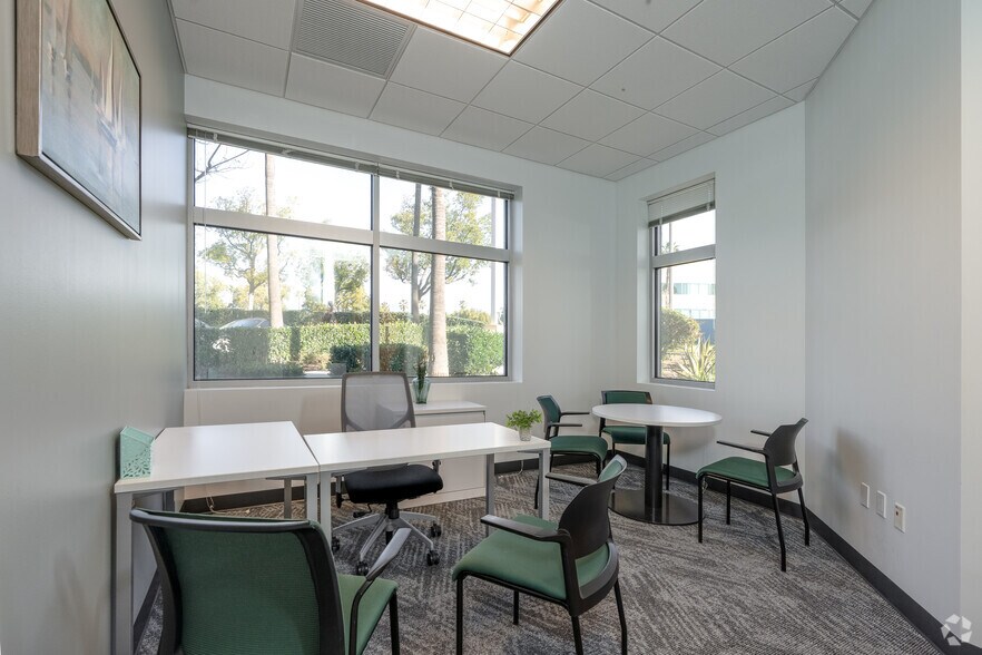 More Photos Of 3200 E Guasti Rd, Ontario Coworking Space