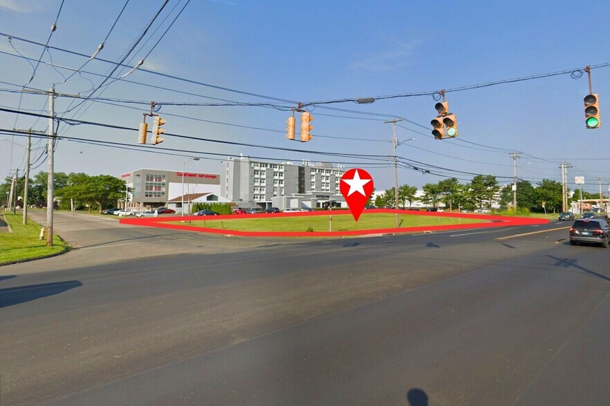 More Photos Of 225 Lordship Blvd, Stratford Land For Sale