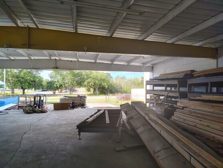 More Photos Of 1237 Grose Rd, Fort Pierce Warehouse For Sale