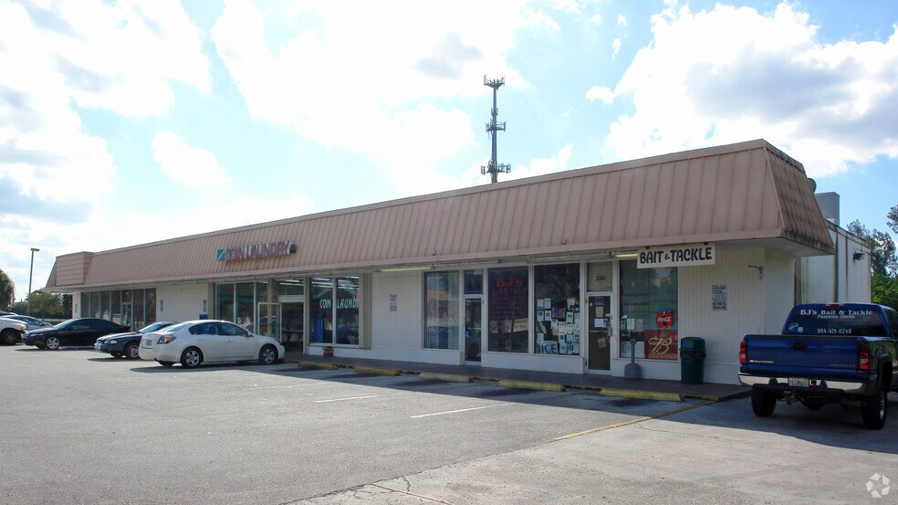 More Photos Of 201-215 SW 125th Ave, Fort Lauderdale Freestanding For Lease