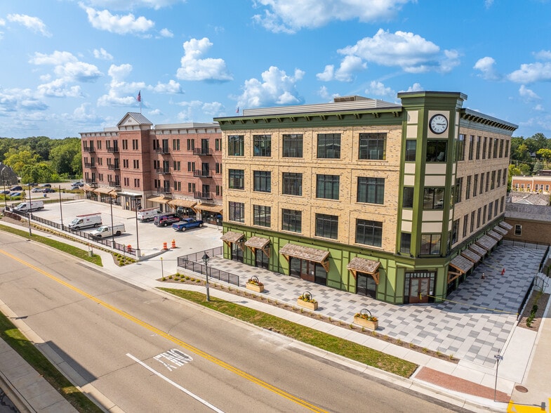 Primary Photo Of 525 Main St, Delafield Office For Lease