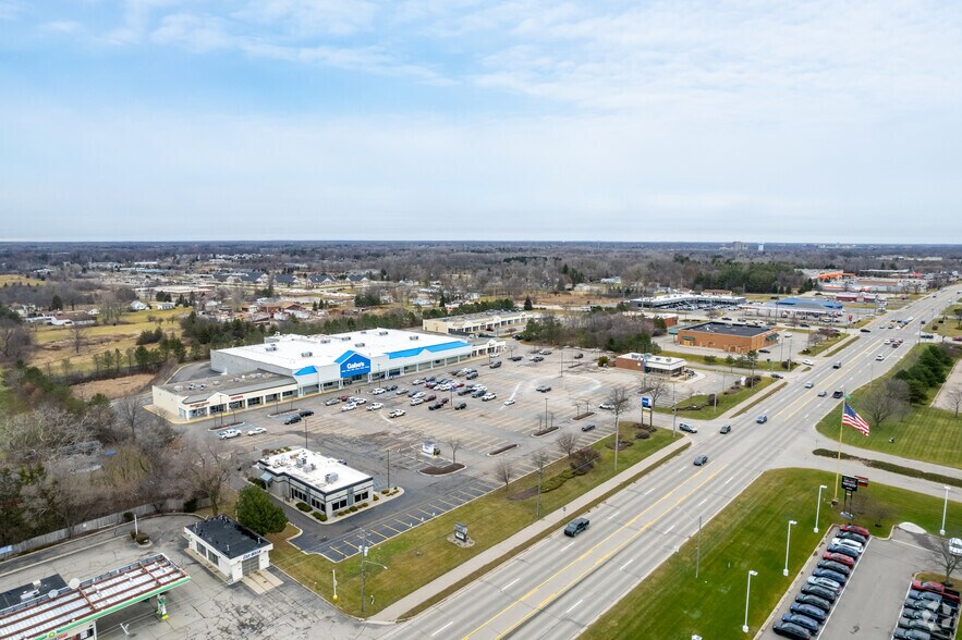 More Photos Of 5072-5096 Corunna Rd, Flint Unknown For Lease