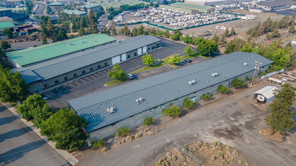 More Photos Of 62958 NE Layton Ave, Bend Light Manufacturing For Sale