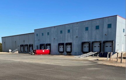 More Photos Of 104 Commercial Ave, Mount Olive Warehouse For Sale